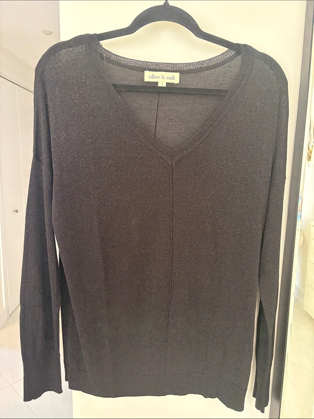 Olive & Oak Black V-Neck Knit Sheen Top